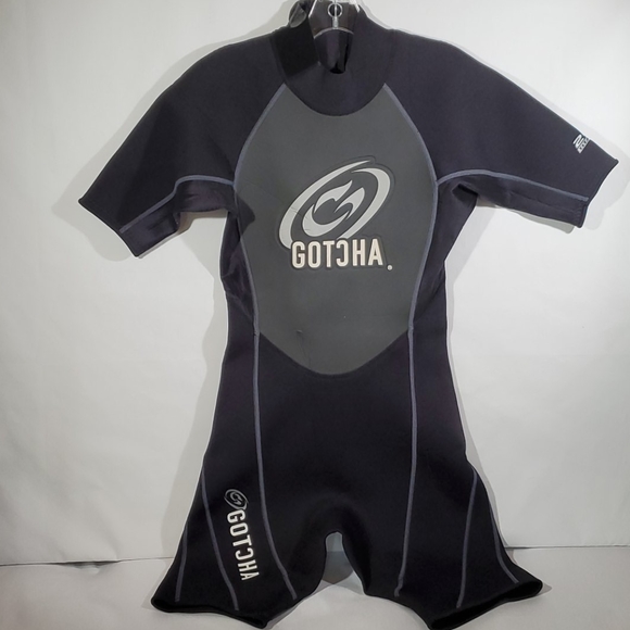 SZ. Small Men's Gotcha Wetsuit - Picture 1 of 4